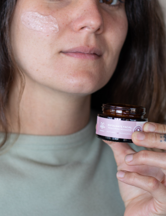 Exfoliante Facial Revitalizante - Newen Cosmetica